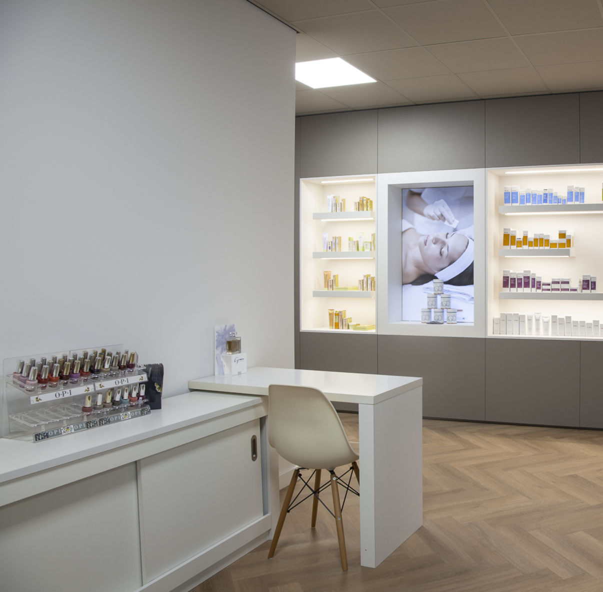 Manicure behandeling Nistelrode Manicure behandeling Nistelrode